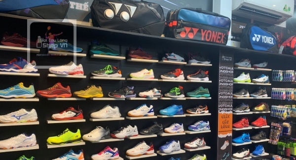 Top 7 mẫu giày cầu lông dưới 1 triệu làm mưa làm gió năm 2023