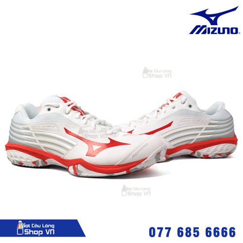 Mizuno Wave Claw 2