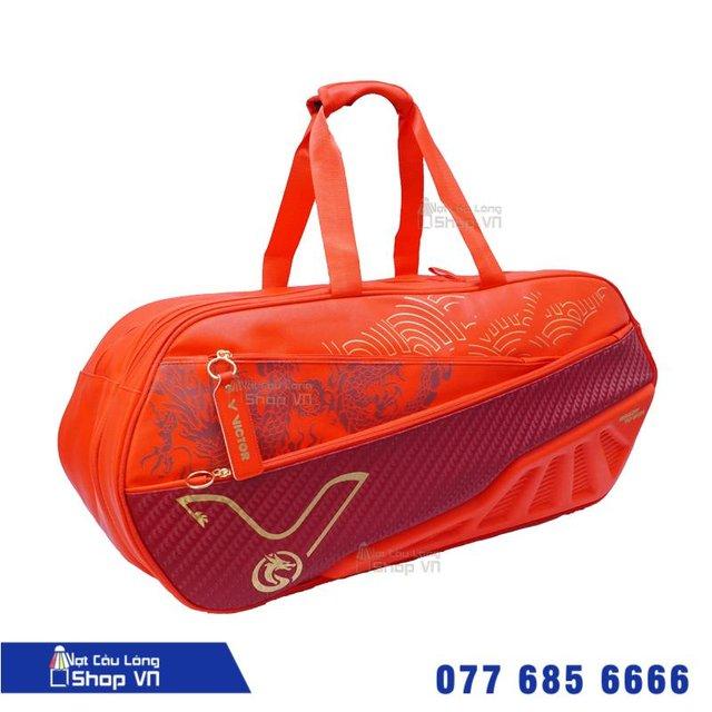 https://vclshop-web.tadalabs.vn/wp-content/uploads/2026/09/tui-cau-long-victor-br5616cny-1a546c2c04a01.jpg