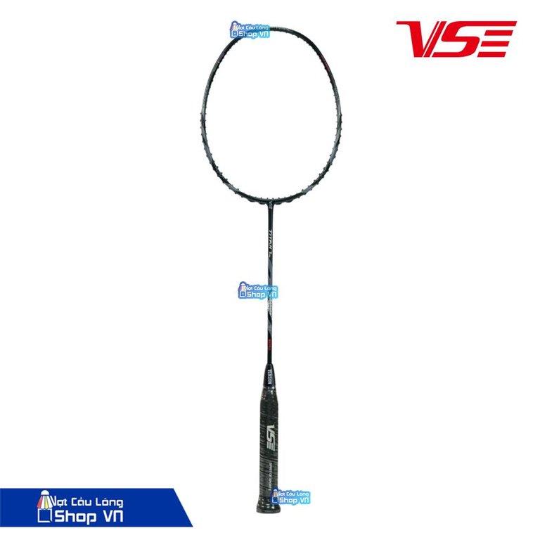https://vclshop-web.tadalabs.vn/wp-content/uploads/2026/09/vot-cau-long-vs-titan-7-pro-den1d2c17c367b9.jpg